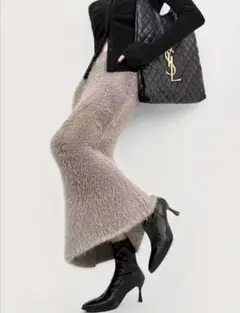 新品♡ニットふんわりタッチタイトスカート