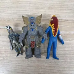 ウルトラ怪獣 ソフビ レッドキングキングジョーパワードバルタン星人他のサムネイル