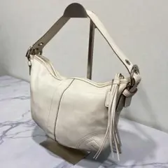 Item thumbnail for item b1e36280-6ff7-4aec-ba4a-e5a7e81a1c31