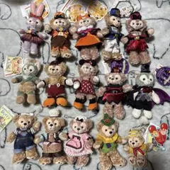 ダッフィー ぬいぐるみバッジ まとめ売り 31体 ダッフィー ぬいぐるみバッジ まとめ売り 31体 ダッフィー