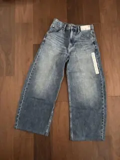 ユニクロ　バギーカーブジーンズ