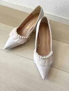 美品★ パール フリル パンプス ウェディング 二次会 パーティー 23.5cm