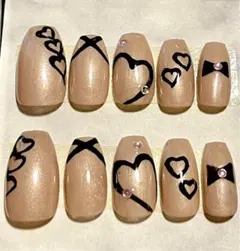 【ネイルチップ】ハートとリボンのデザイン