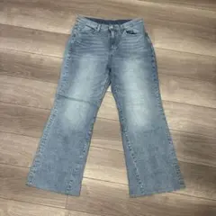 MARI. Emmy クロッシー デニムパンツ ワイドフレアシルエットのサムネイル