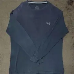 Under Armour 長袖カットソー　長袖Tシャツ