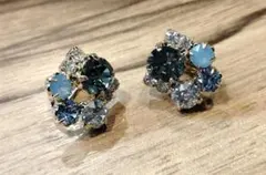 ブルー系スワロフスキーイヤリング　日本製
