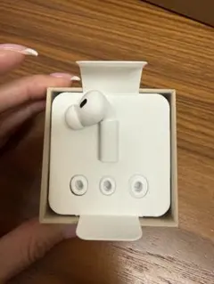 AirPods pro第二世代 純正品右耳　新品未使用