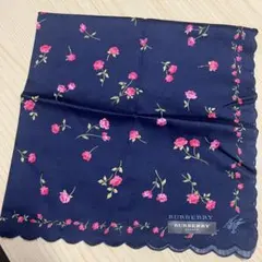 【新品シール付】バーバリー BURBERRY ハンカチ 花柄 バラ ネイビー