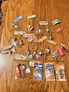 ハローキティ根付け15個➕チャーム3個セット