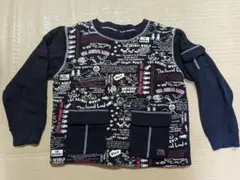 【美品】黒地に英語の模様のあるトレーナー　やや厚手　160㎝　☆最終処分