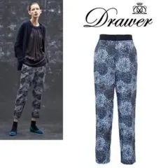 ドゥロワー Drawer パンツ テーパード 花柄 ネイビー フラワーのサムネイル