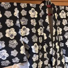 【美品】身丈156.5cm 花柄小紋 黒地 袷着物 和洋ミックス 絣風 和装のサムネイル