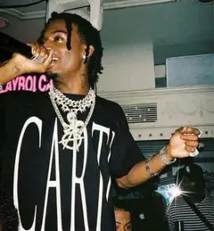 Playboi Carti着用 opium y2k vlone supreme