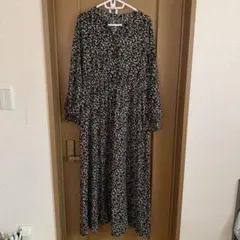 長袖ロングワンピース Lサイズのサムネイル