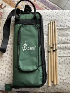 Item thumbnail for item b3c194f2-6d3c-4c95-831a-157a195b0c42