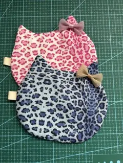 可愛い猫ちゃんコースター置物にも　厚みもしっかり　プレゼントにも〜！　豹柄