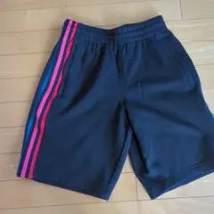 adidas 3本ライン ショートパンツ XS 黒