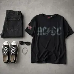 ACDC バンドTシャツ M ★スワロフスキー 付 カスタム商品M ユニセックスのサムネイル