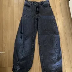 GU ダークグレー バレルレッグパンツ Mサイズ