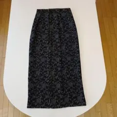 HIROKO BIS 花柄タイトロングスカート 黒 9号 (Mサイズ)のサムネイル