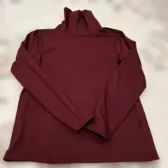 バーガンディ 裏起毛長袖タートルネック Mサイズ