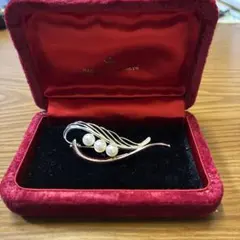 真珠ブローチ　パール　三連　シルバーブローチ　結婚式　入学式　卒業式