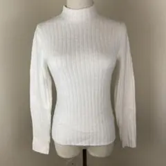 【ユニクロUNIQLO】ホワイトリブ編みハイネックセーター　サイズS