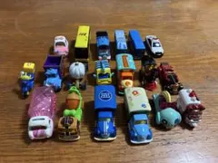 ディズニー　トミカ　7台セット ディズニートミカ【絶版品】7台セット - メルカリ