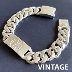 Item thumbnail for item bc4d3e55-7edc-464d-9532-c8633ac92e8d