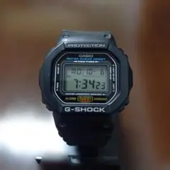 ジーショック　G-SHOCK　DW-5600Ｅ　電池ベルト新品　極美品