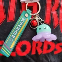 SPINNS クラゲキーホルダー ベル付き