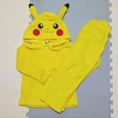 ピカチュウ　フリース　パジャマ　120