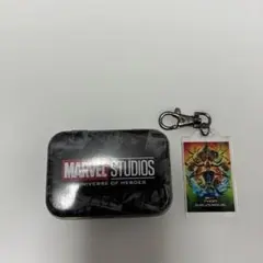 MARVEL 缶ケースとキーチェーン