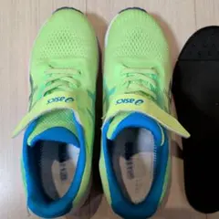 asics ジュニア スニーカー ライムグリーン 23.0cmのサムネイル