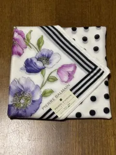 PIERRE BALMAIN 花柄ドットハンカチ