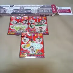 すき家　コラボ　クレヨンしんちゃん　キーホルダー　オリジナル箸 赤　４点セット