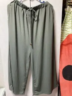 レディース　パンツ