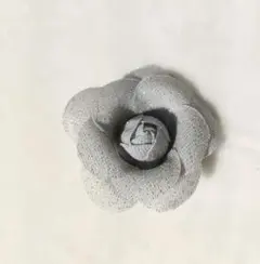 コサージュ　フォーマル　卒業式　入園式　グレー　薔薇　ローズ　ラメ　パール　お花