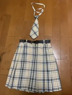 キッズ服　チェック柄　スカート