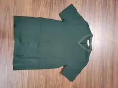 【値下】Calvin Klein Platinum Vネック Tシャツ Mのサムネイル