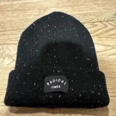 クイックシルバー　RADICAL TIMES ブラックニット帽