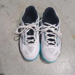 屋内テニス　ミズノ　ブレイクショット 4 ホワイト×ターコイズ　24.5cm