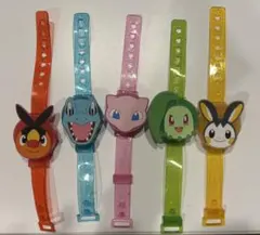 ポケモン ライトブレス3 ミュウ　ワニノコ　チコリータ　ポカブ　エモンガ