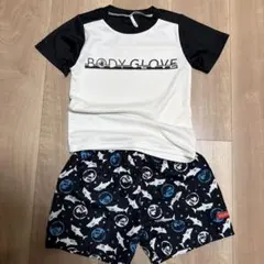 110 ラッシュガード　水着　上下セット