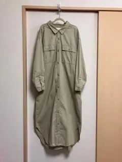 ベージュ シャツワンピース 長袖　カジュアル　アメリカンホリック