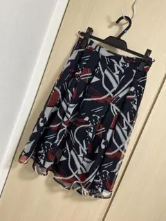 美品 レリアン スカートのサムネイル