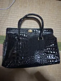 黒 クロコダイル風ハンドバッグ