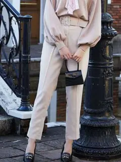 オフィスカジュアル スラックス