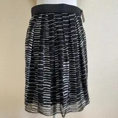 新品 アンタイトル UNTITLED 黒 スカート 2 ワールド 春夏 日本製