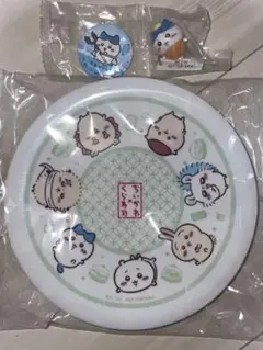 くら寿司　ちいかわコラボ　寿司皿　集合　ハチワレおまけつき